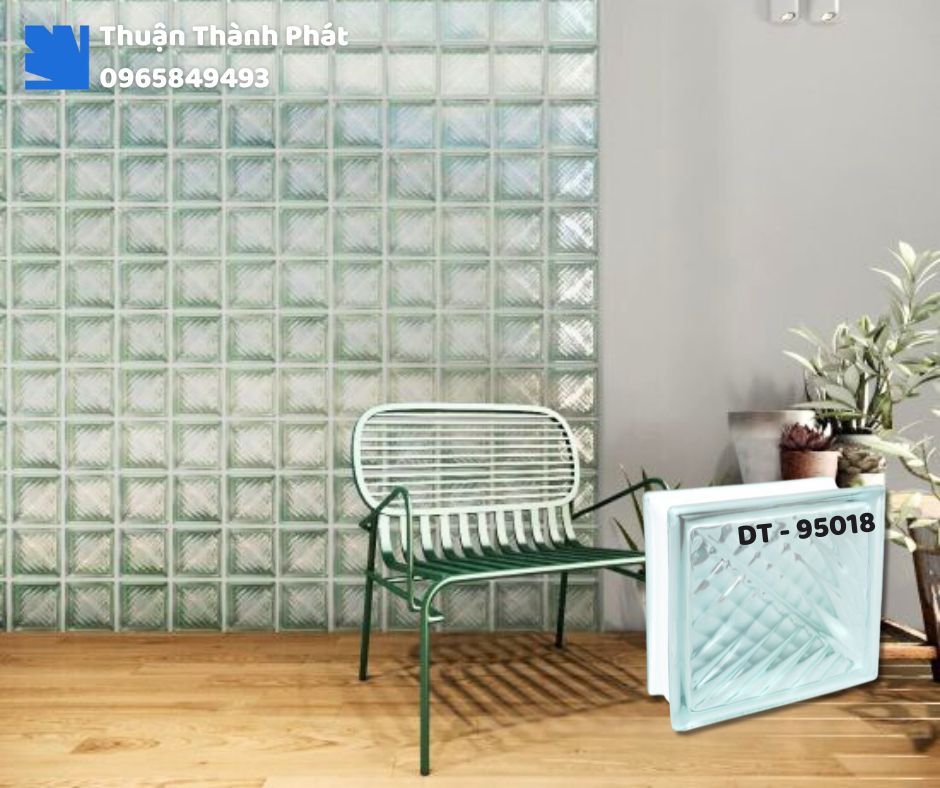 GẠCH KÍNH GỢN SÓNG – MÃ 95018