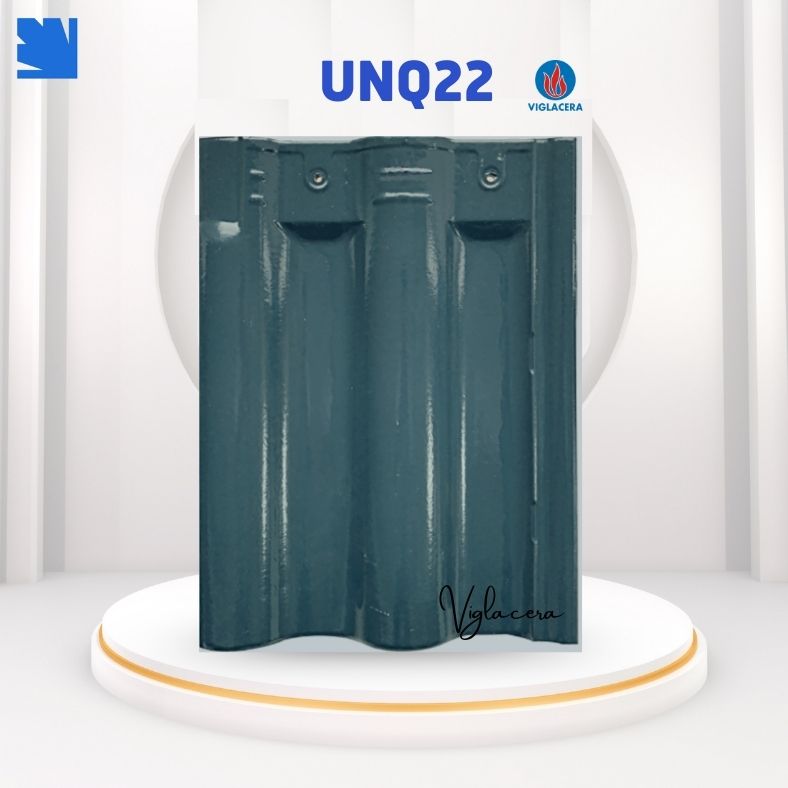 Ngói lợp UNQ22 Viglacera trên mái biệt thự, màu xám nhạt semi-matt, chống thấm bền đẹp.