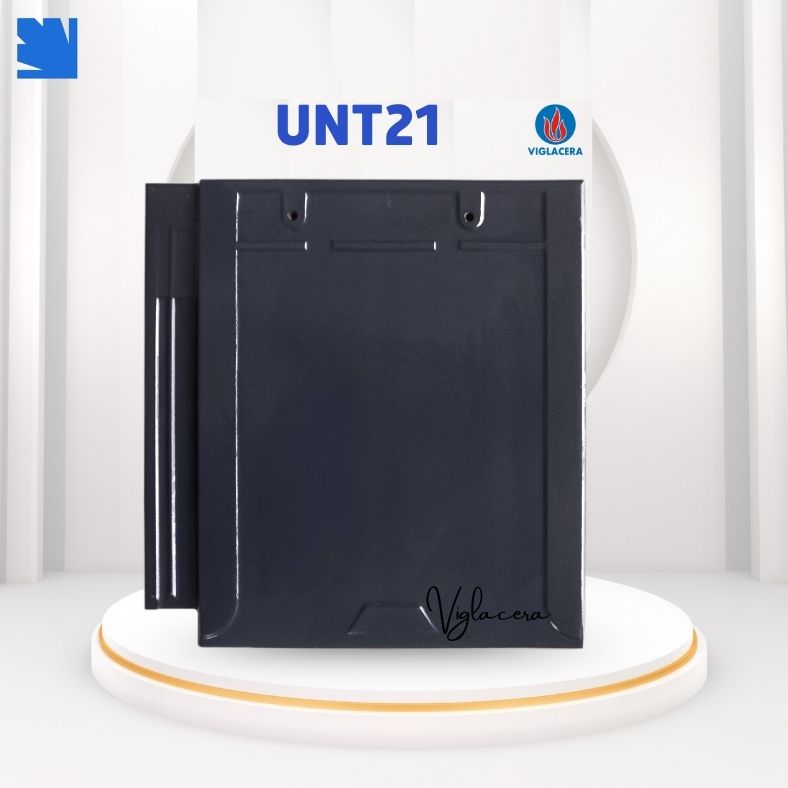 Ngói lợp UNT21 Viglacera trên mái biệt thự, màu xám nhạt semi-matt, chống thấm bền đẹp.