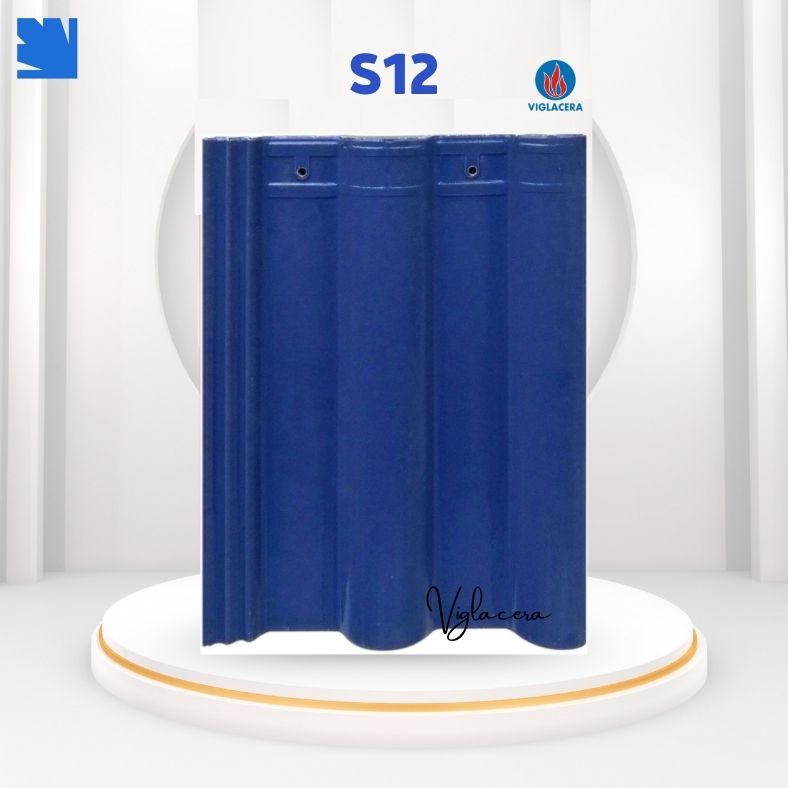 Ngói lợp S12 Viglacera trên mái biệt thự, màu xám nhạt semi-matt, chống thấm bền đẹp