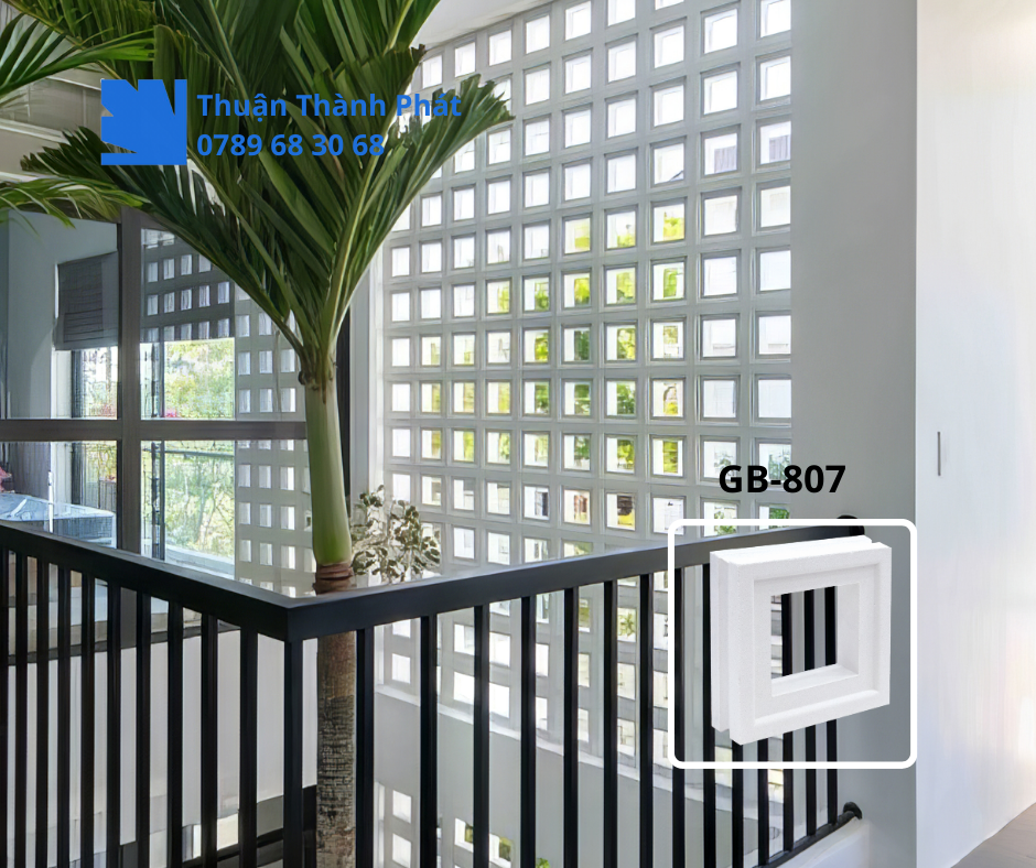 Gạch bông gió GB-807 với họa tiết ô vuông khỏe khoắn